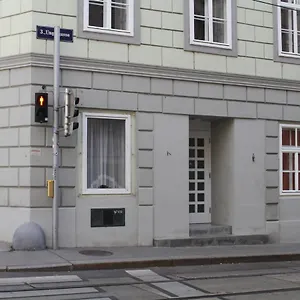 https://stadtpark-rooms.vienna-besthotels.com