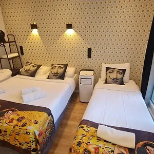 https://105-urban-haussmann-opera-apartment.fr-paris.fr